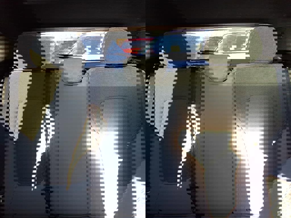 New 2026 Volvo EX30 Plus w/ Protection Package Premier AWD/4WD image 14