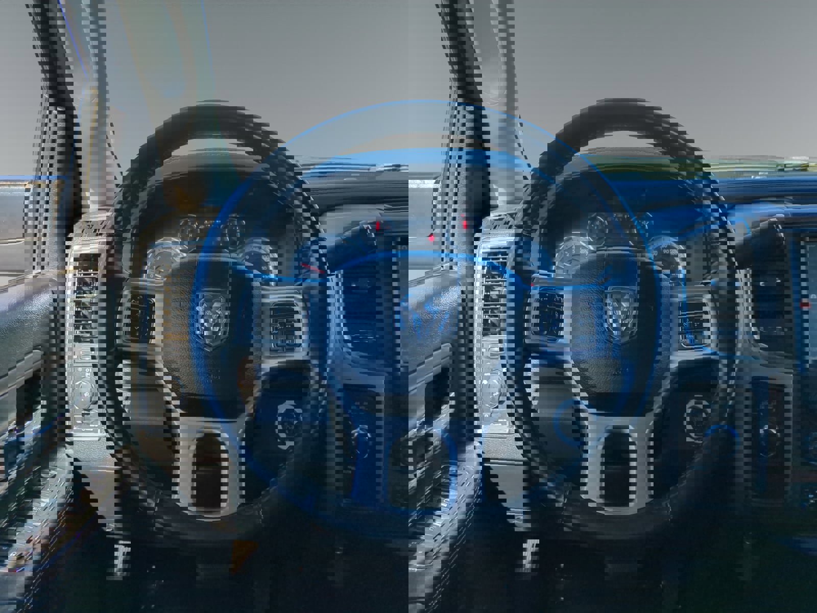 Used 2015 RAM 2500 Laramie image 15