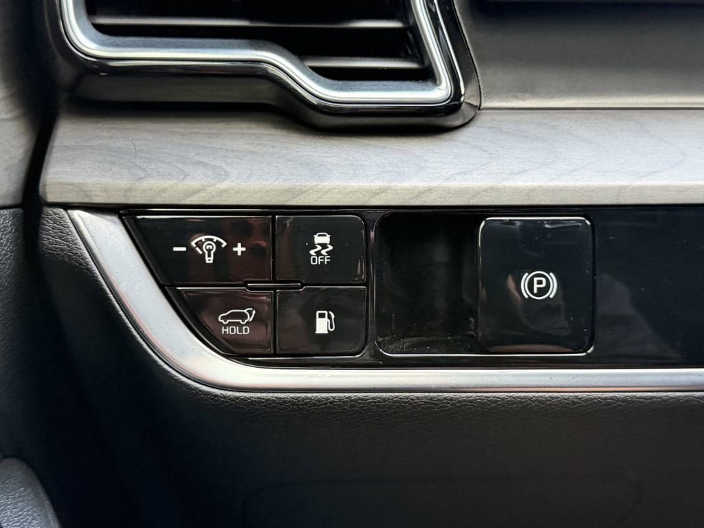 Certified 2024 Kia Sportage X-Line image 30
