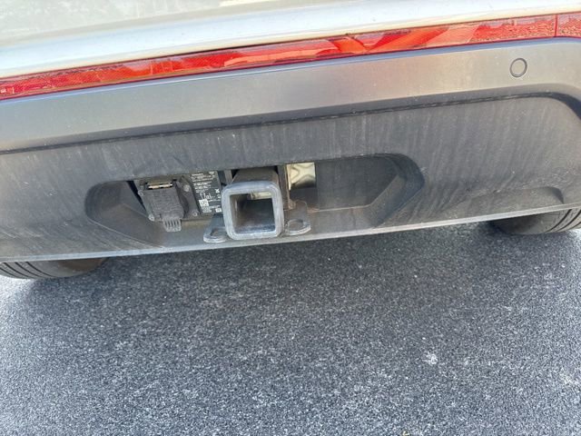 Used 2024 Volkswagen Atlas Cross Sport SE image 9