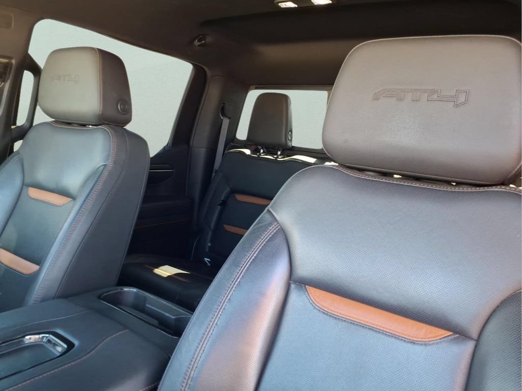 Used 2022 GMC Sierra 1500 AT4 w/ AT4 Preferred Package AWD/4WD image 16