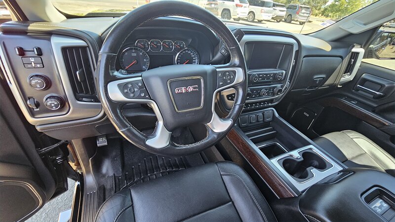 Used 2018 GMC Sierra 1500 SLT AWD/4WD image 9