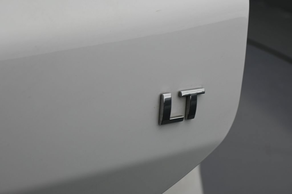 Used 2024 Chevrolet Equinox LT FWD image 33