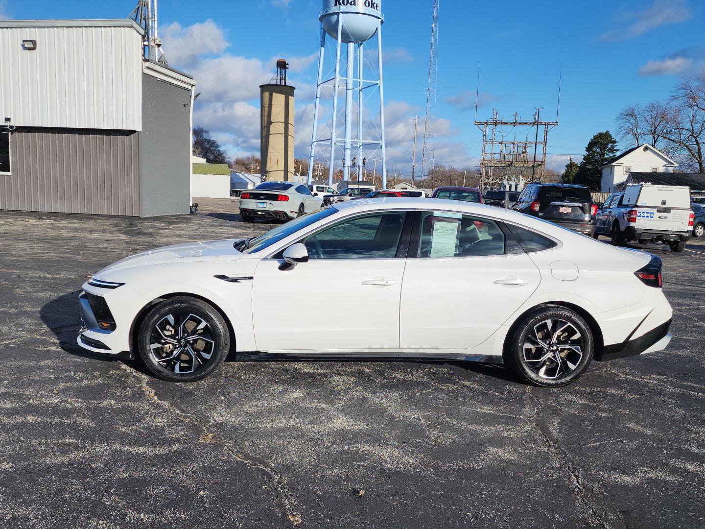 Used 2025 Hyundai Sonata SEL image 4
