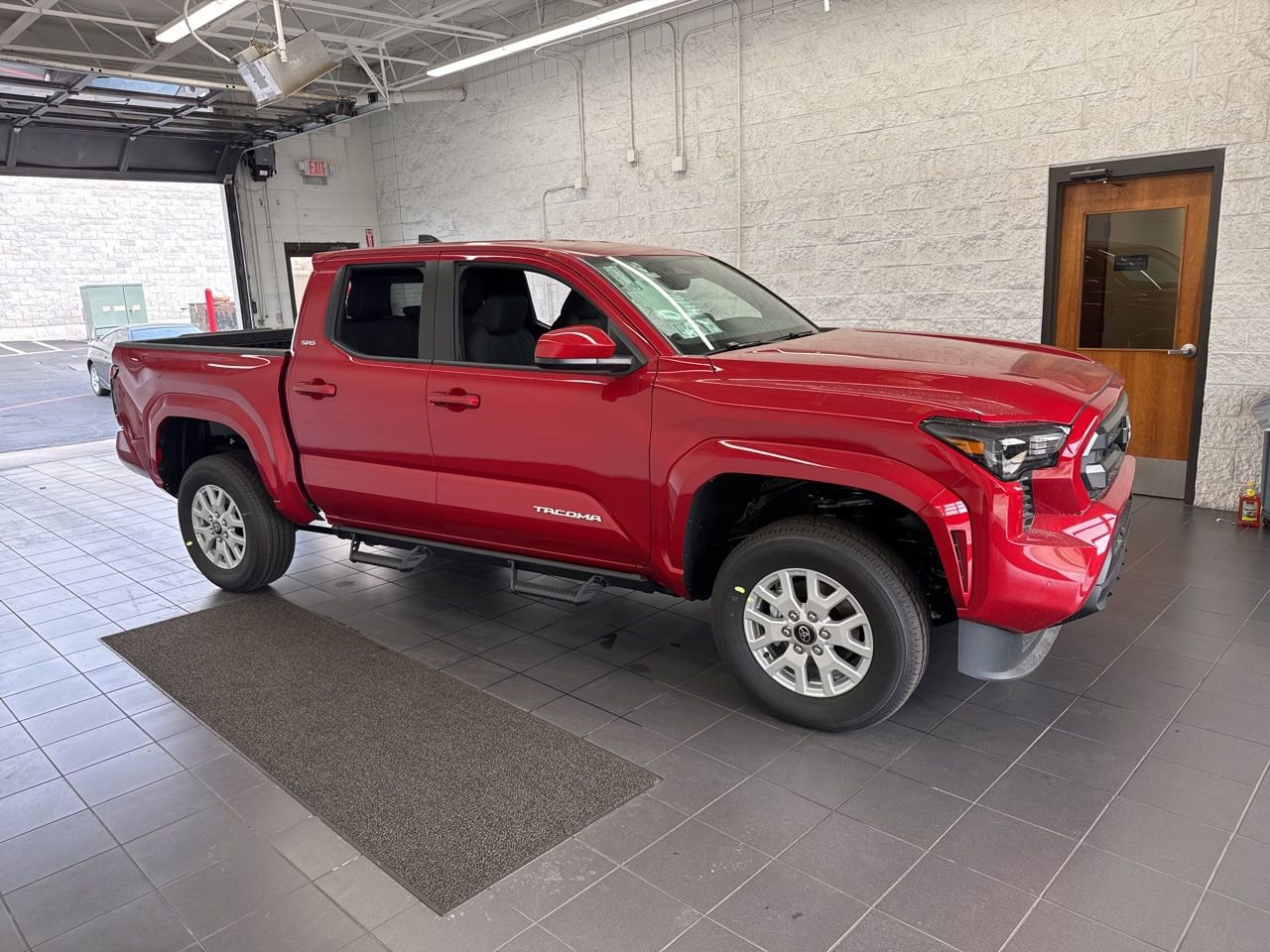 New 2026 Toyota Tacoma SR5