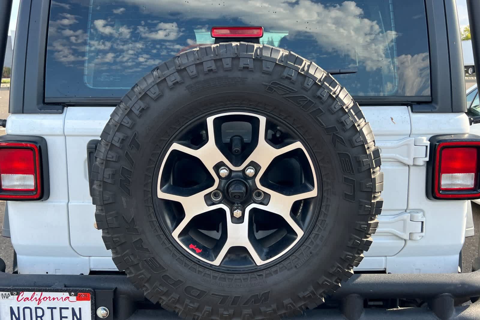 Used 2018 Jeep Wrangler Unlimited Sport AWD/4WD image 18