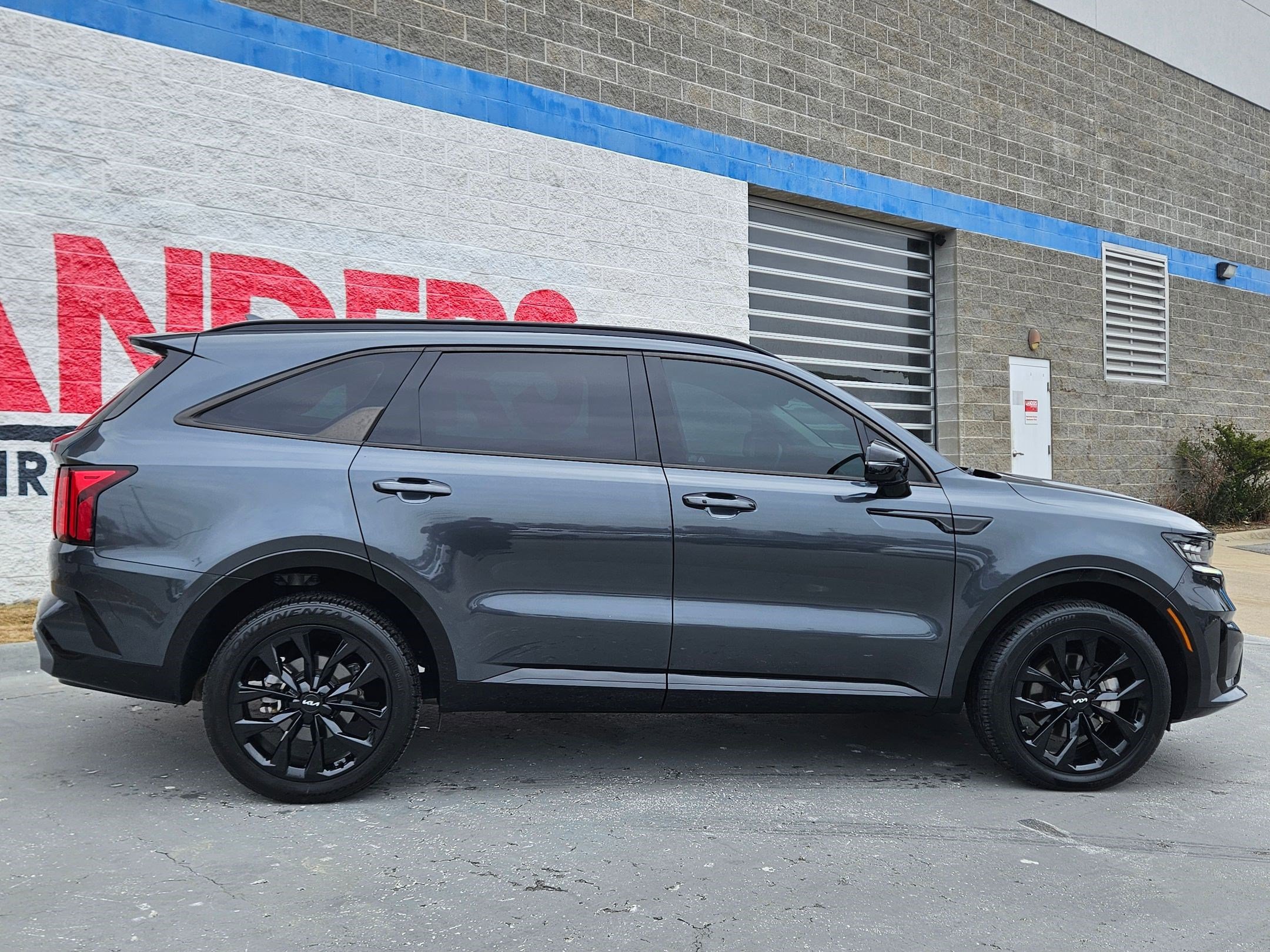 Used 2023 Kia Sorento SX image 8