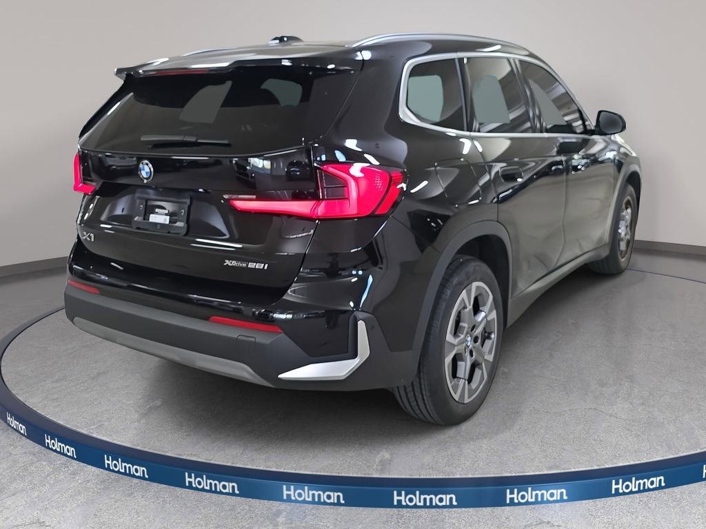 Certified 2023 BMW X1 xDrive28i image 6