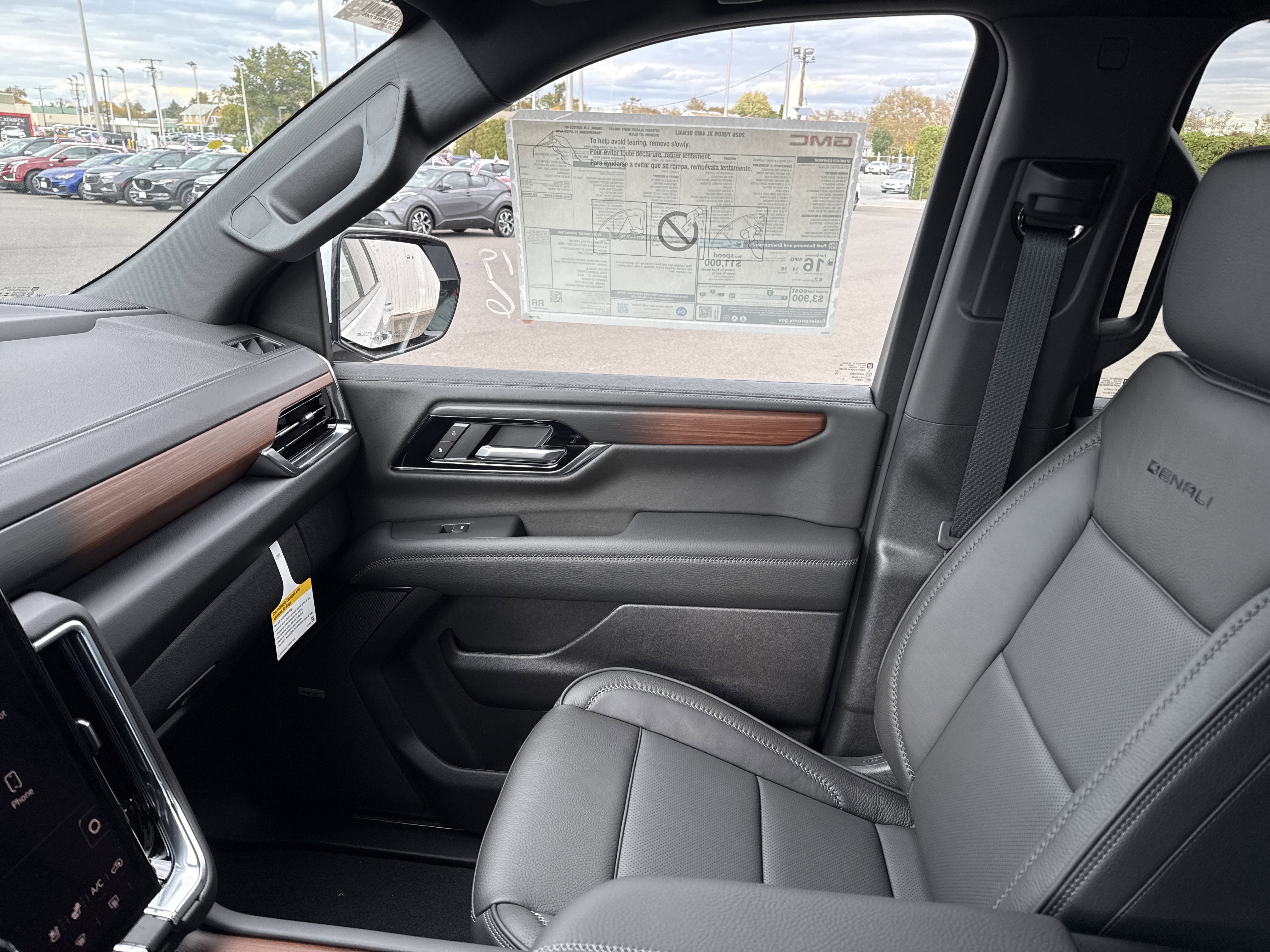 New 2026 GMC Yukon XL Denali image 18