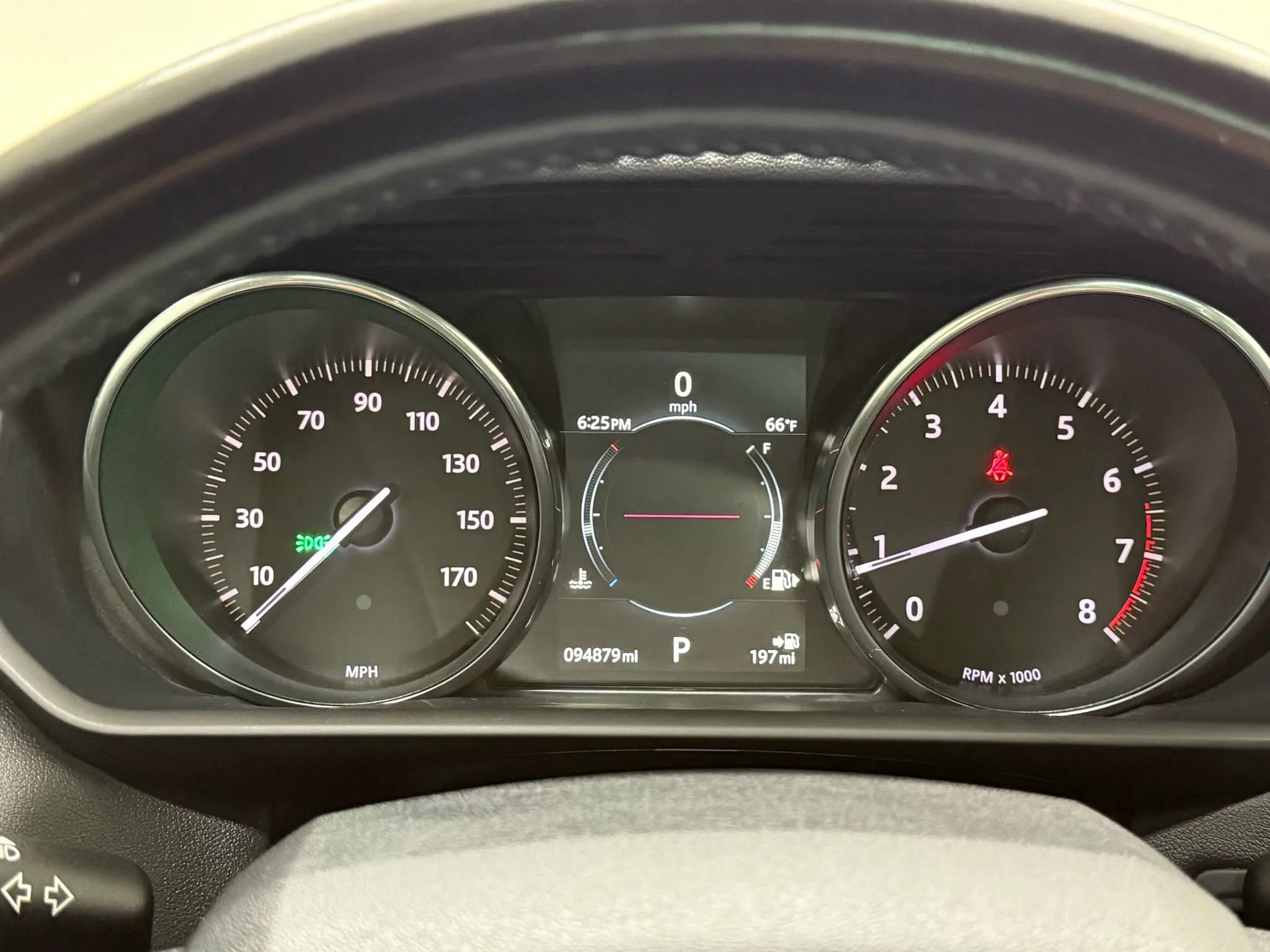 Used 2016 Land Rover Range Rover Sport HSE image 37