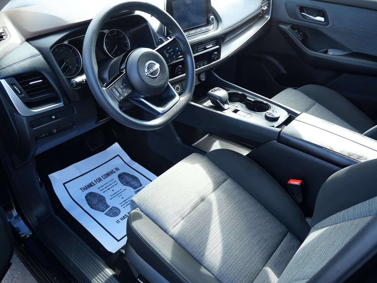 Used 2023 Nissan Rogue SV AWD/4WD image 9