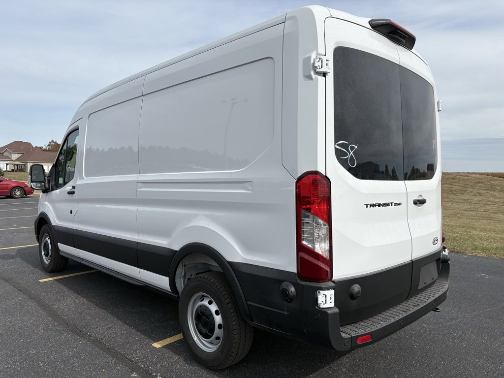 New 2026 Ford Transit 250 148 Medium Roof image 34