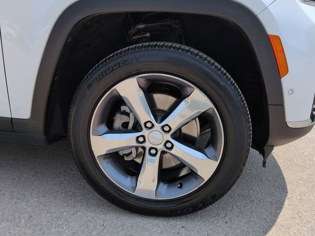 Used 2021 Jeep Grand Cherokee L Limited w/ Luxury Tech Group II image 10