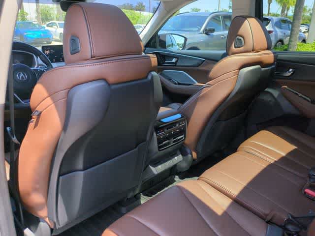 Used 2023 Acura MDX SH-AWD w/ Advance Package image 19