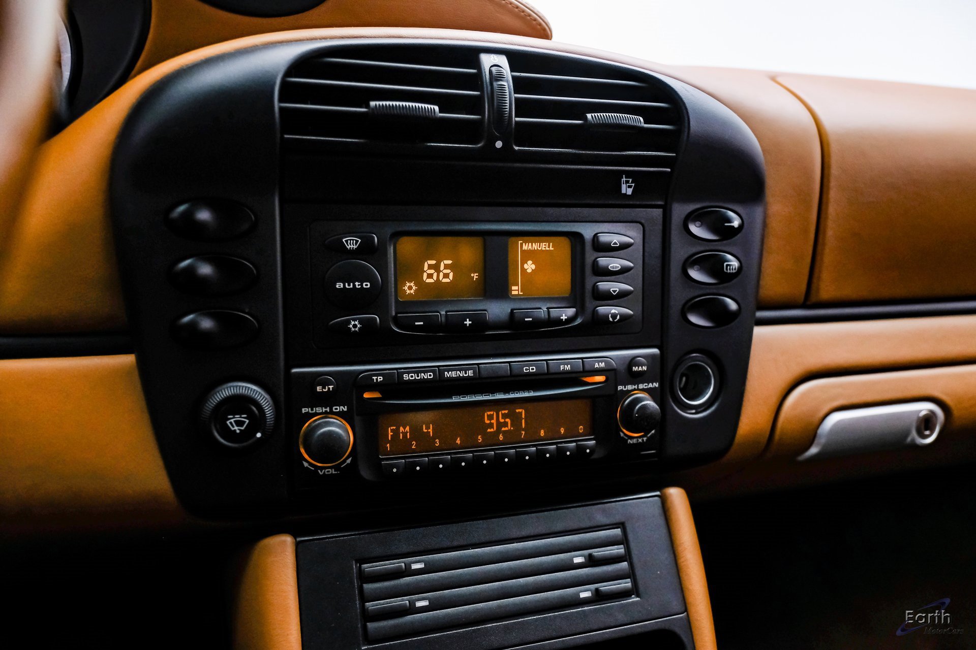 Used 2004 Porsche 911 GT3 image 56