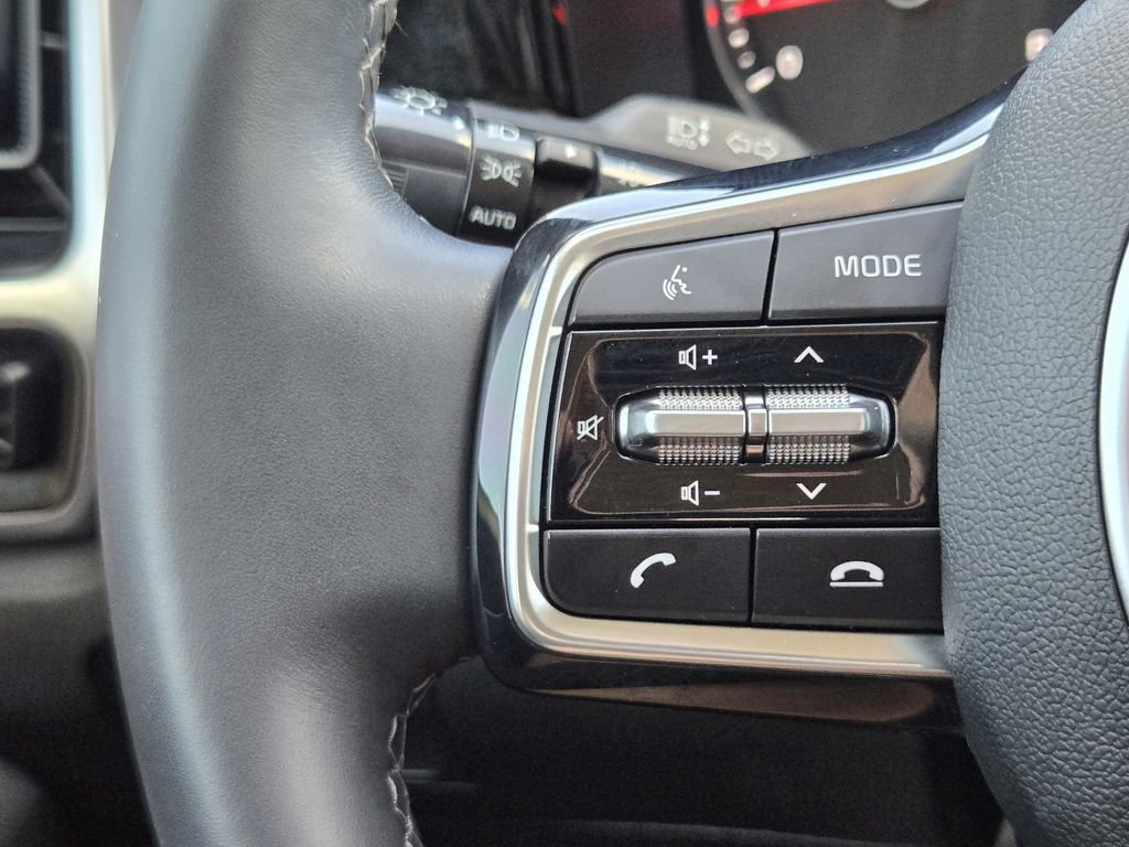 Certified 2023 Kia Sorento X-Line EX image 27