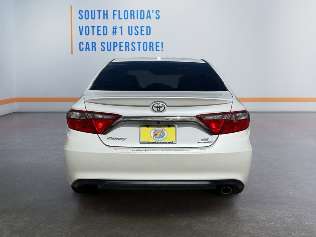 Used 2016 Toyota Camry SE FWD image 5