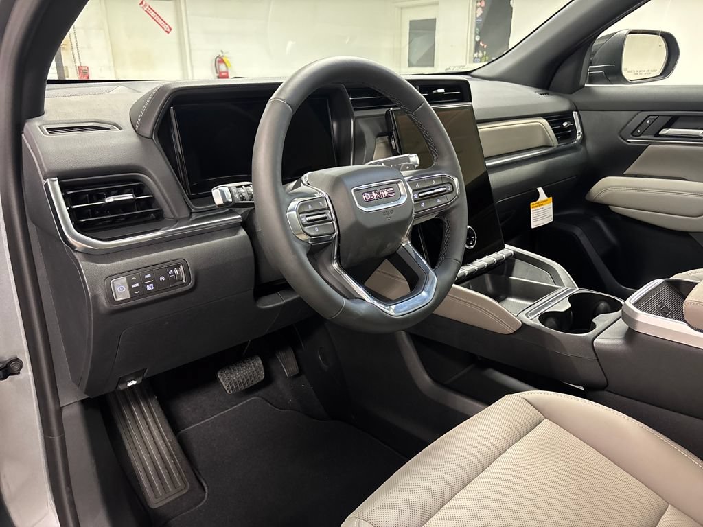 New 2026 GMC Terrain Elevation w/ Elevation Premium Package AWD/4WD image 25