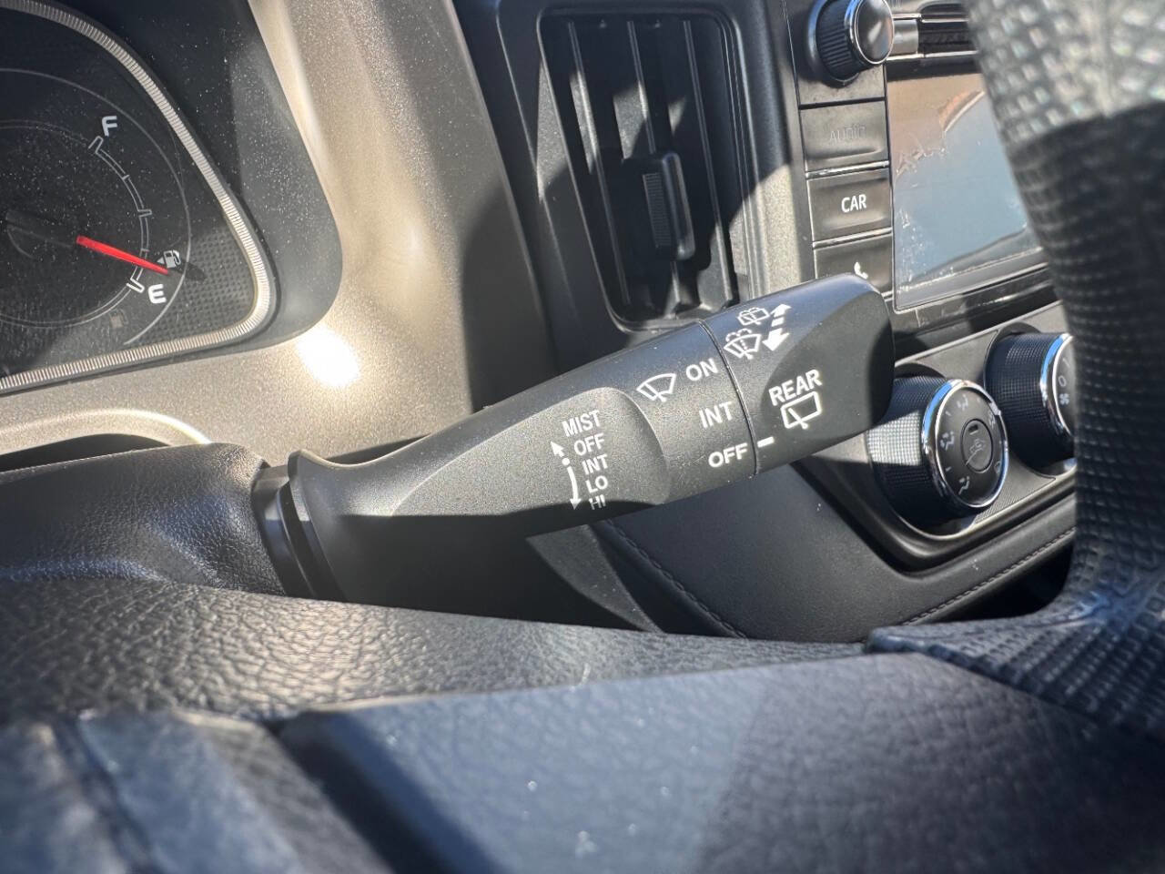 Used 2014 Toyota RAV4 LE image 14