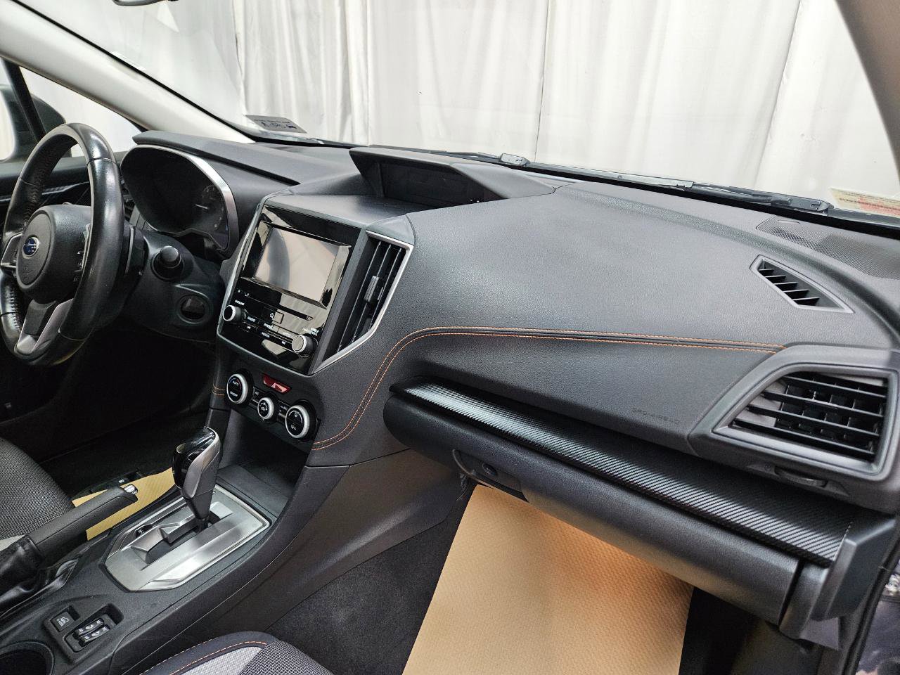 Used 2020 Subaru Crosstrek 2.0i Premium w/ Moonroof Package 2 AWD/4WD image 15