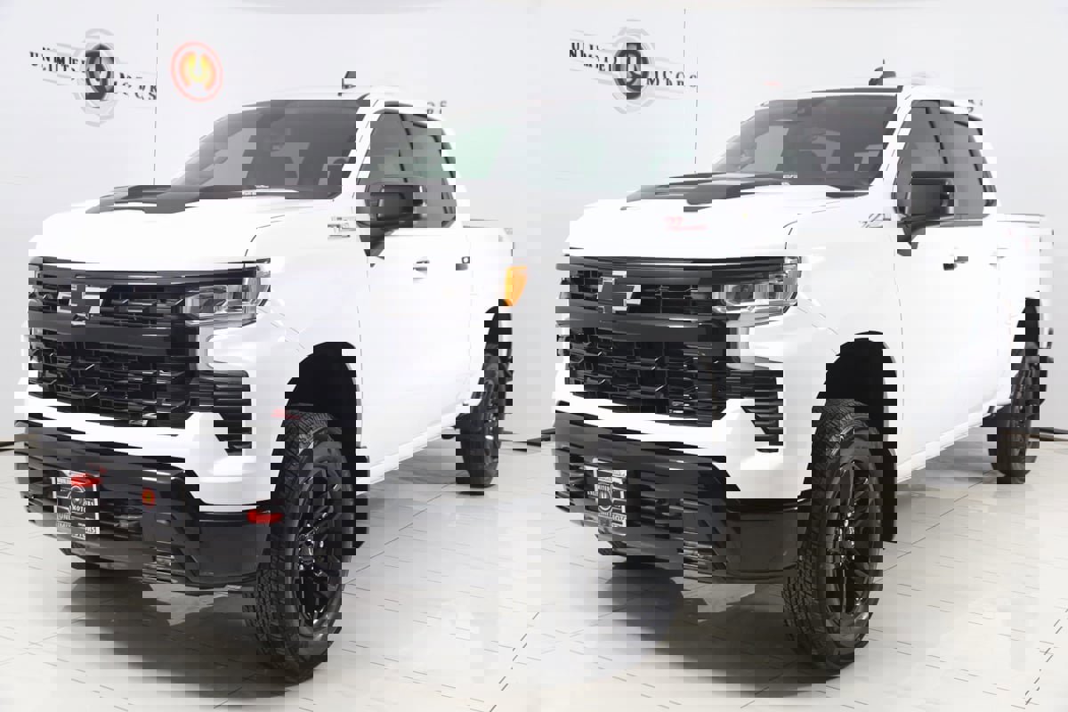 Used 2024 Chevrolet Silverado 1500 LT Trail Boss image 5