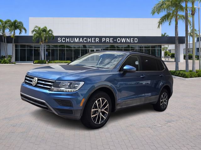 Used 2019 Volkswagen Tiguan SE w/ Panoramic Sunroof Package FWD image 3