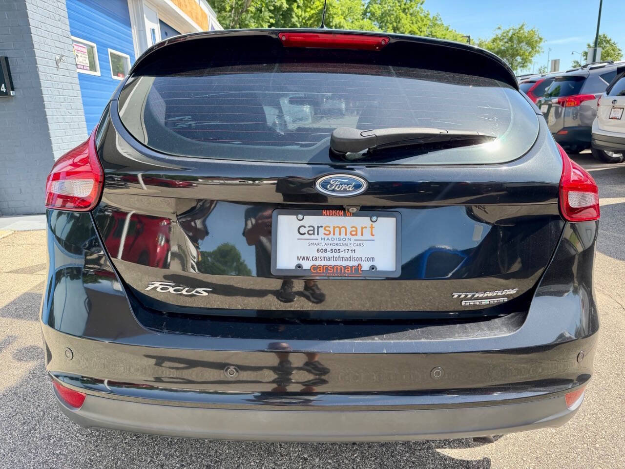 Used 2015 Ford Focus Titanium FWD image 8