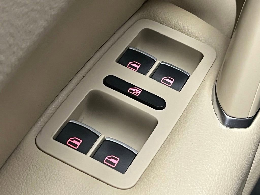 Used 2016 Volkswagen Passat 1.8T SE image 14