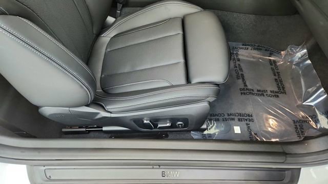 Used 2025 BMW 230i xDrive Coupe w/ Premium Package image 22
