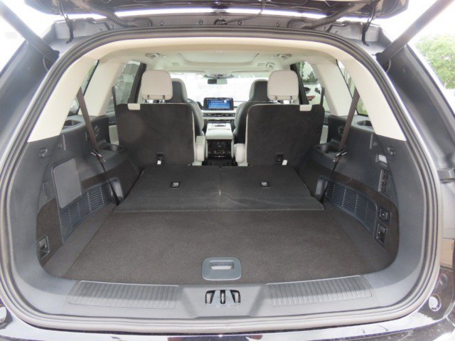 Used 2026 Lincoln Aviator Reserve AWD/4WD image 12
