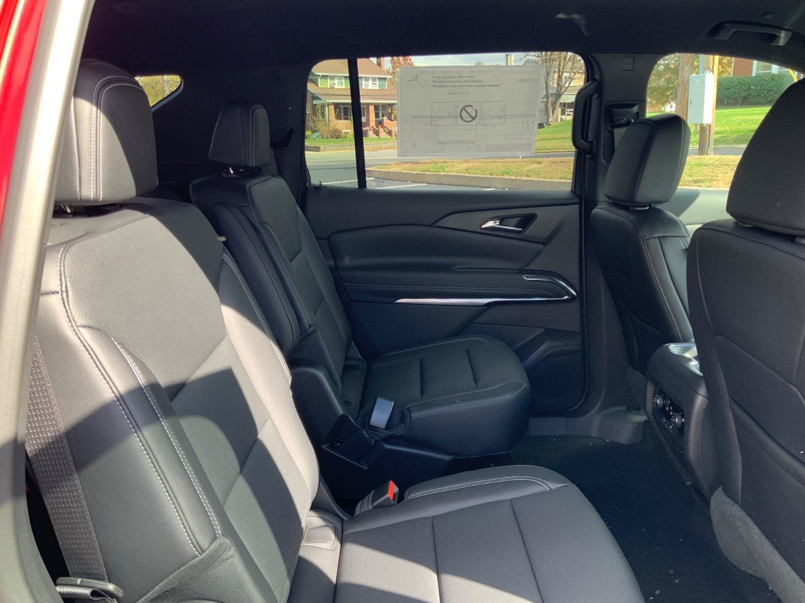 New 2026 Chevrolet Traverse LT w/ LPO, Floor Liner Package AWD/4WD image 12