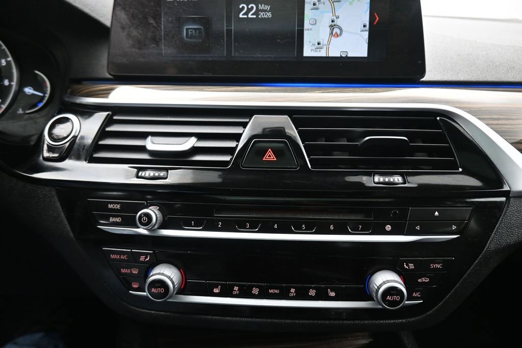 Used 2018 BMW 530i xDrive AWD/4WD image 22