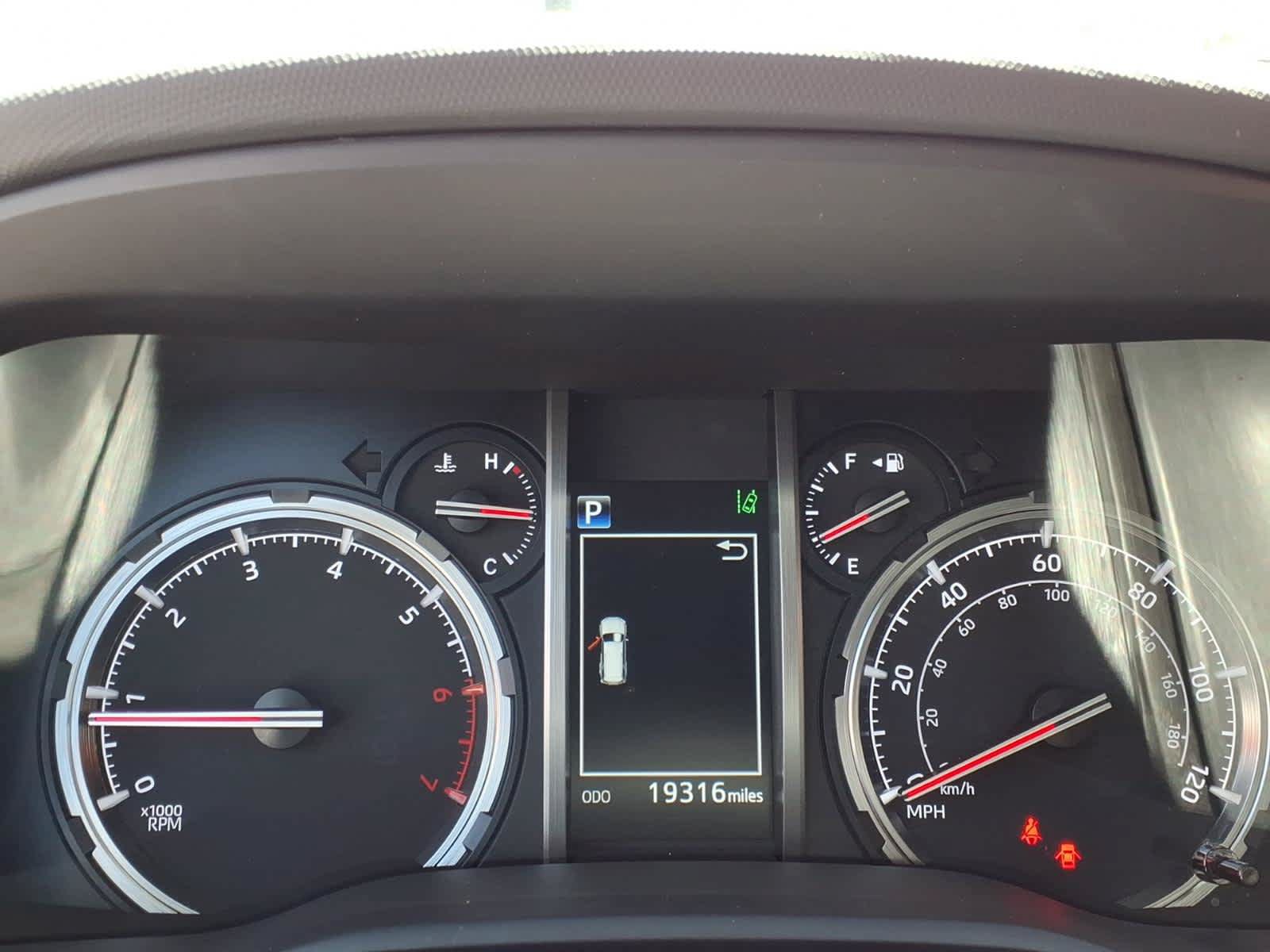 Used 2024 Toyota 4Runner TRD Off-Road Premium w/ Moonroof Package AWD/4WD image 26