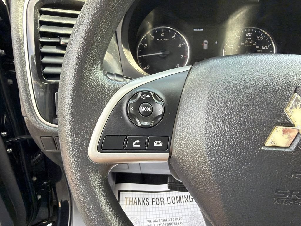 Used 2020 Mitsubishi Outlander SE AWD/4WD image 18