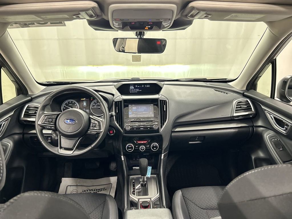 Used 2023 Subaru Forester Premium image 18