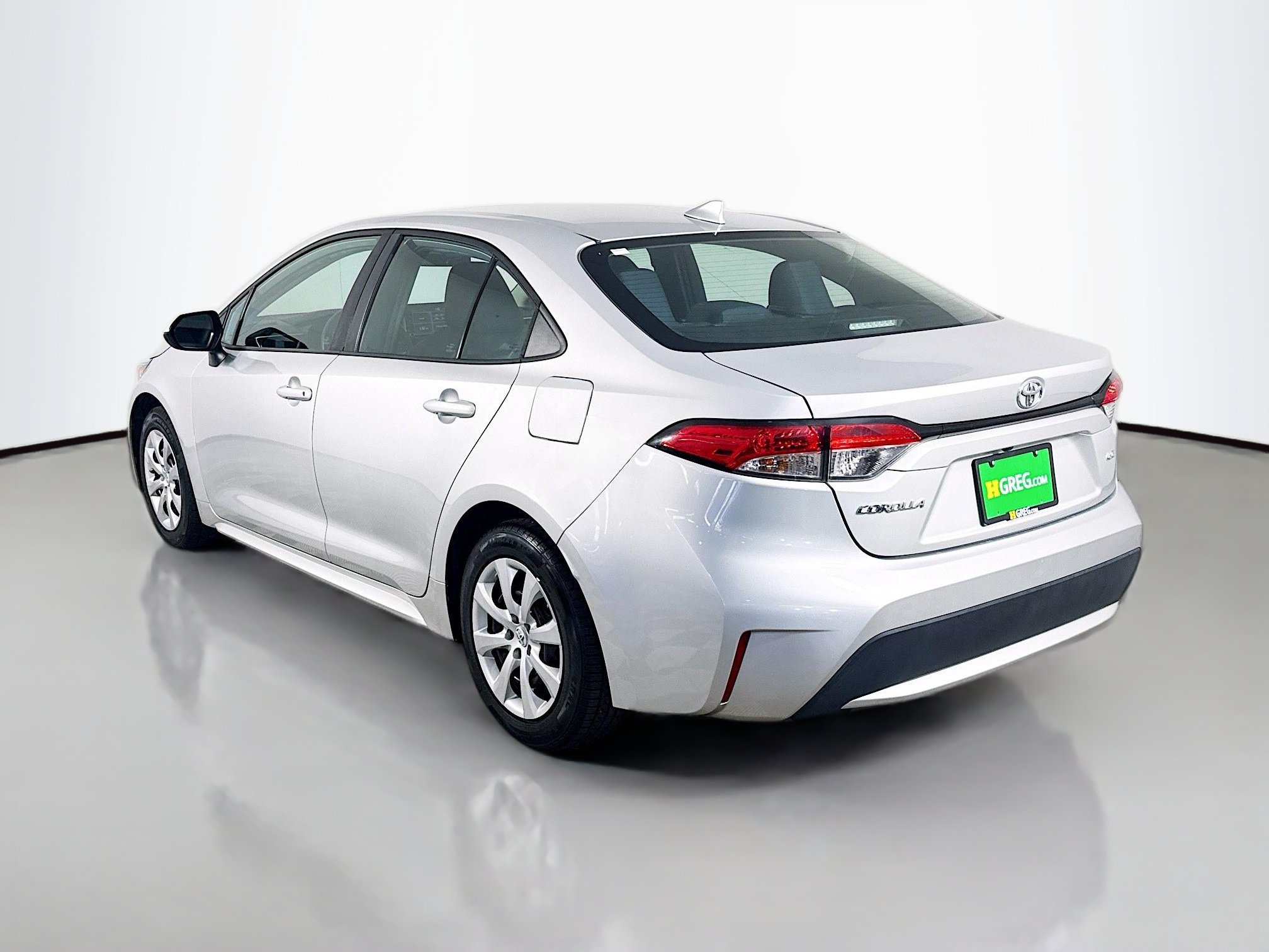 Used 2022 Toyota Corolla LE FWD image 7