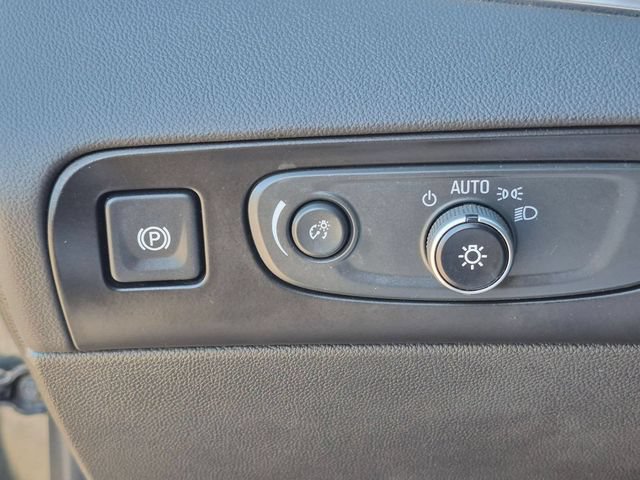 Certified 2018 Buick Enclave Avenir w/ Avenir Technology Package AWD/4WD image 17