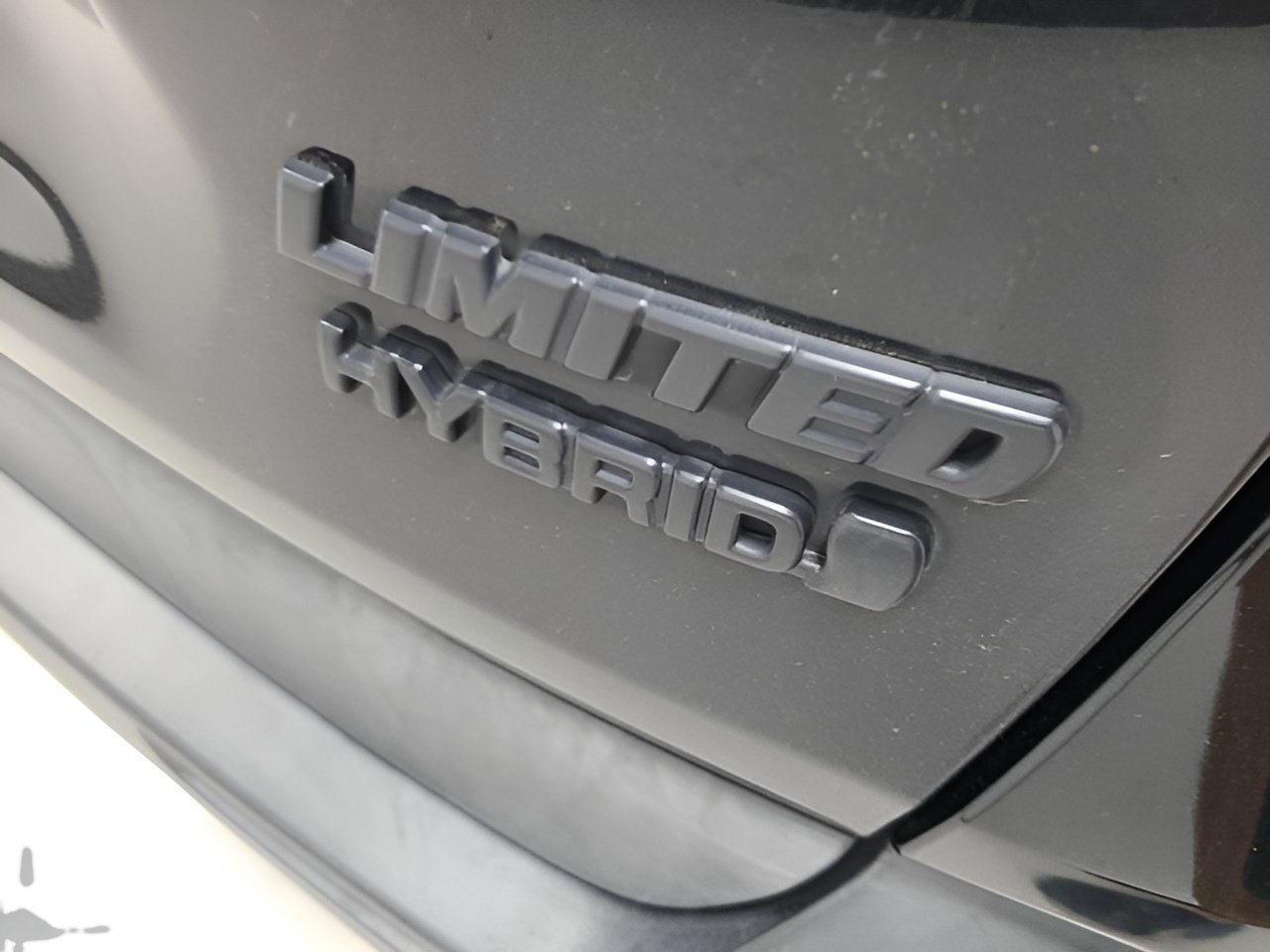 Used 2020 Toyota RAV4 Limited w/ Limited Grade Weather Package AWD/4WD image 8