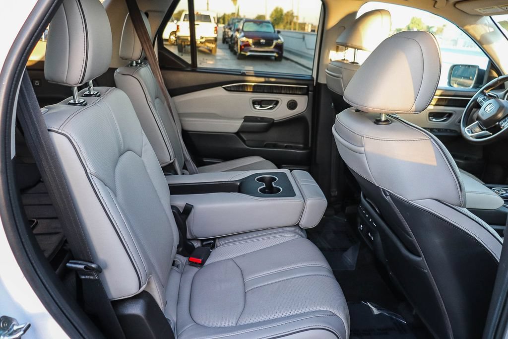 Used 2023 Honda Pilot Elite image 19