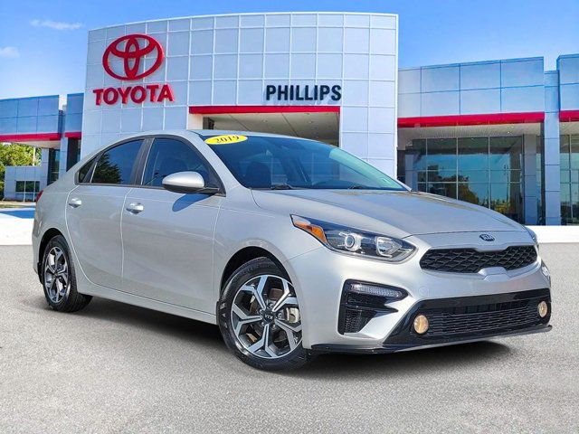 Used 2019 Kia Forte LXS video 1