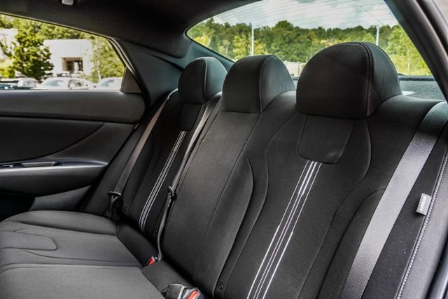 Certified 2025 Hyundai Elantra SEL FWD image 41