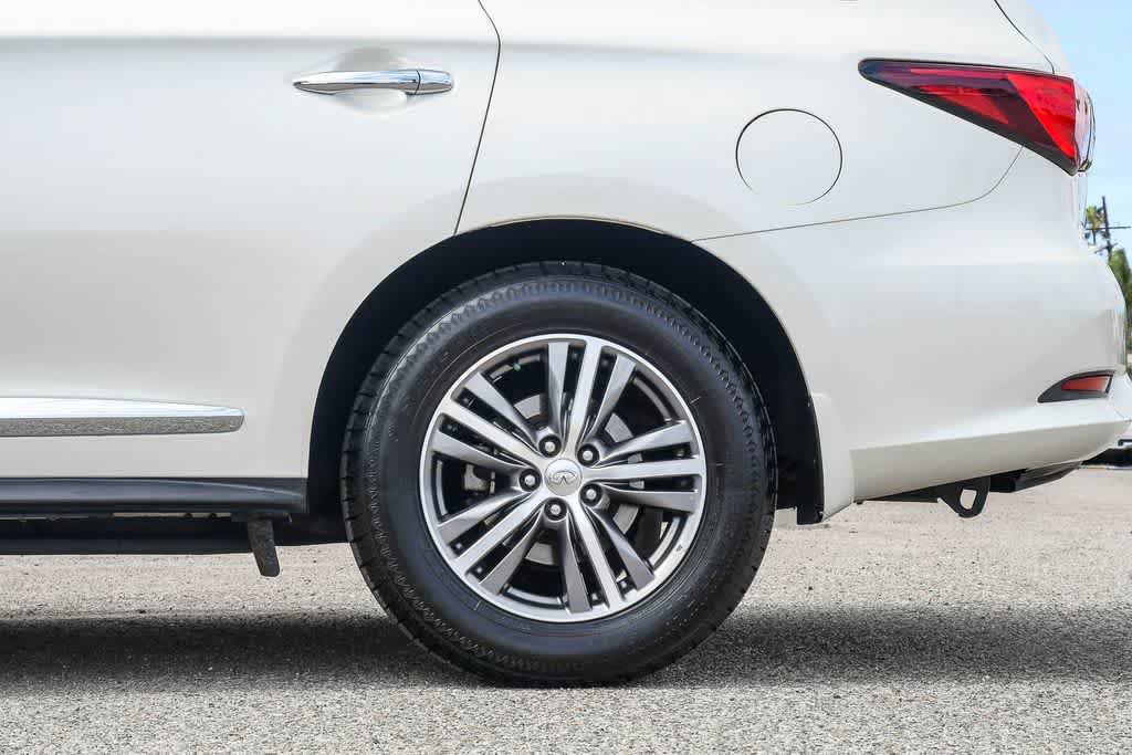 Used 2020 INFINITI QX60 Luxe w/ Essential Package FWD image 11