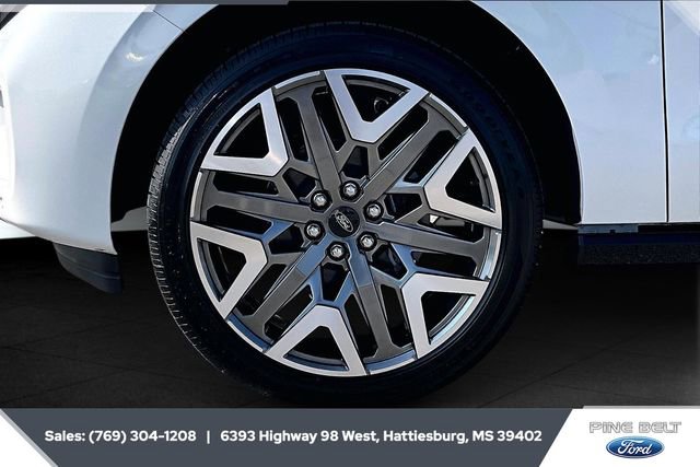 New 2026 Ford Expedition Max Platinum w/ Platinum Ultimate Package image 7