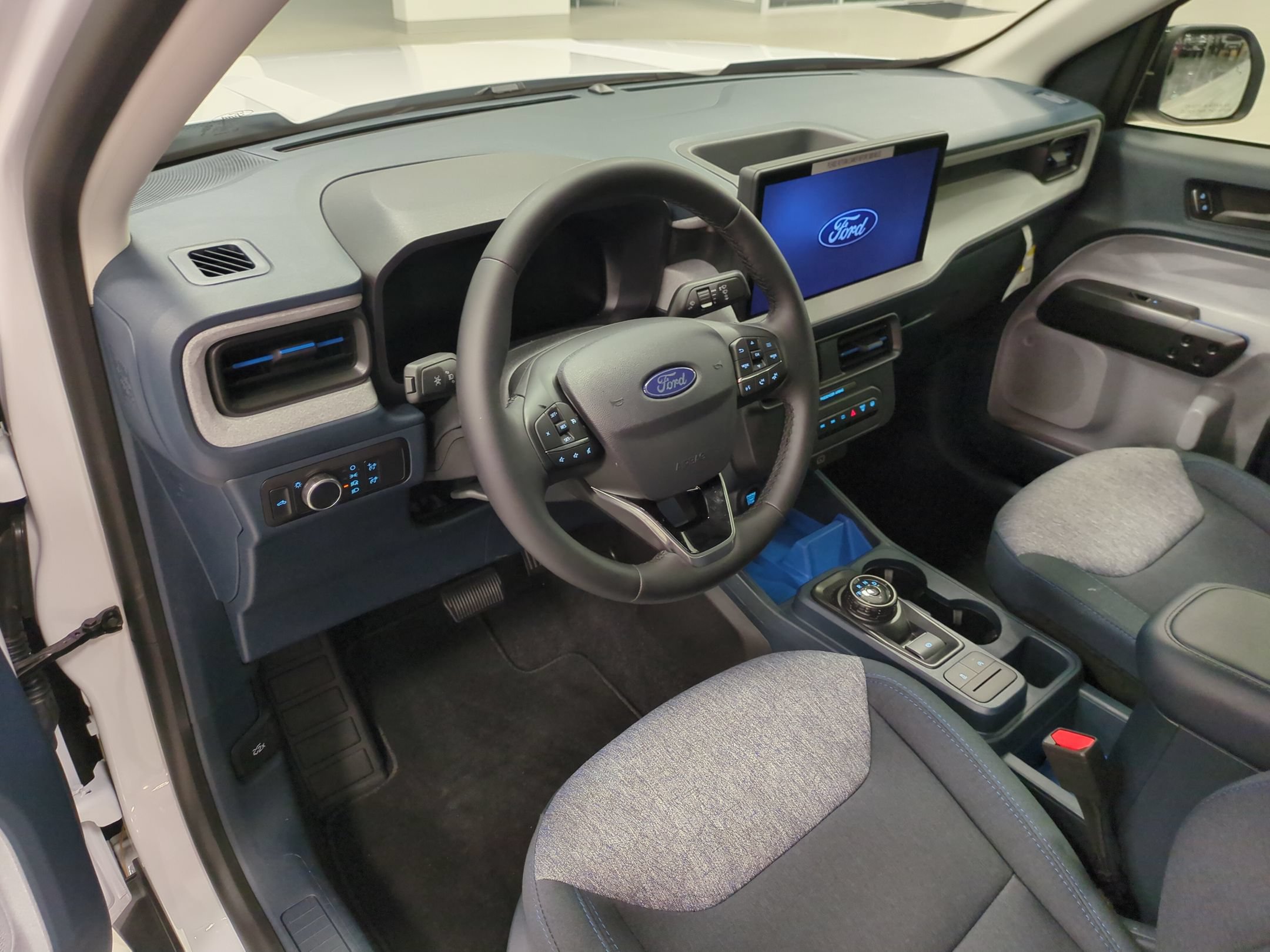 New 2026 Ford Maverick XLT w/ XLT Luxury Package AWD/4WD image 16