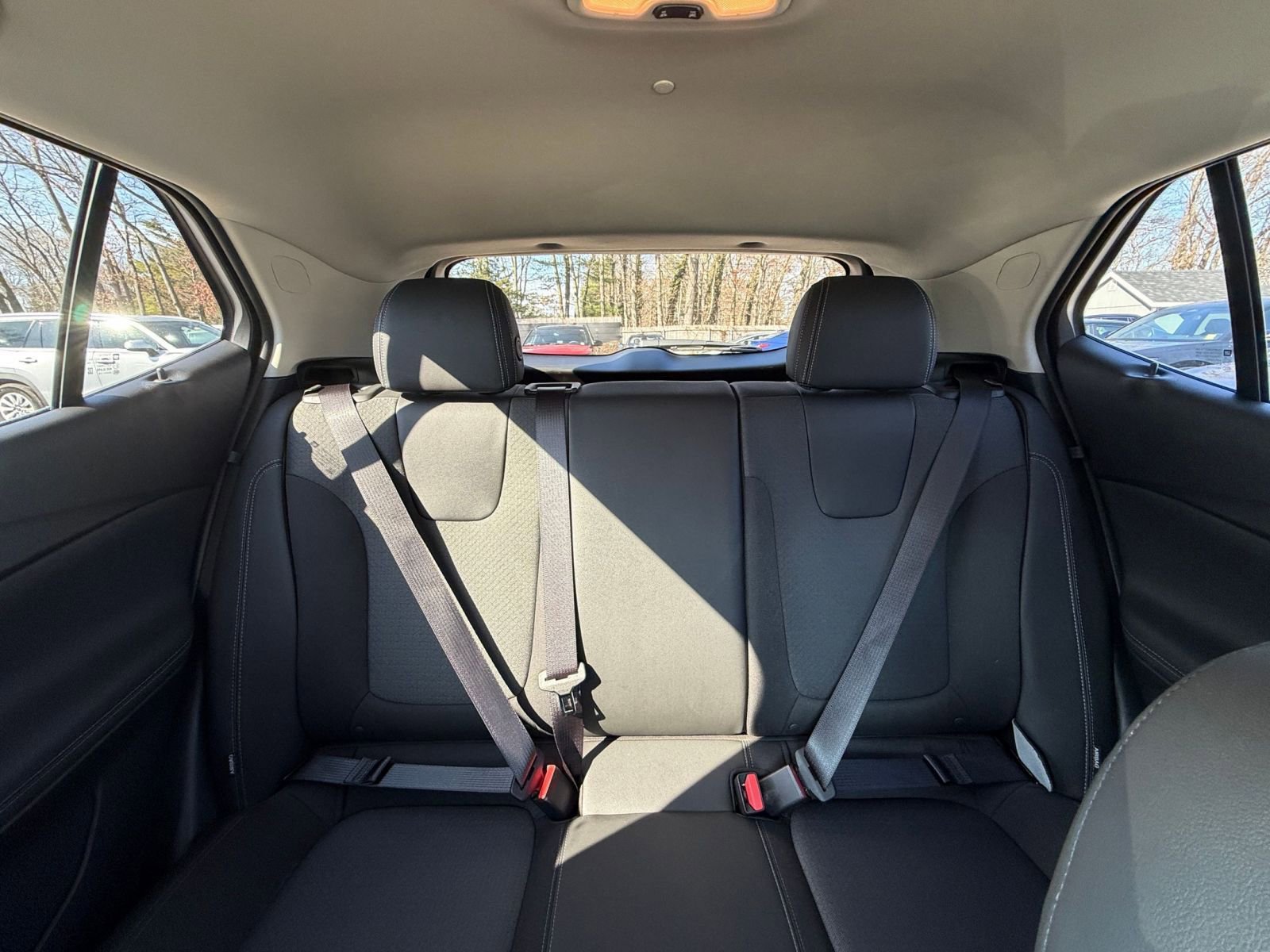 Used 2025 Buick Encore GX Preferred image 37