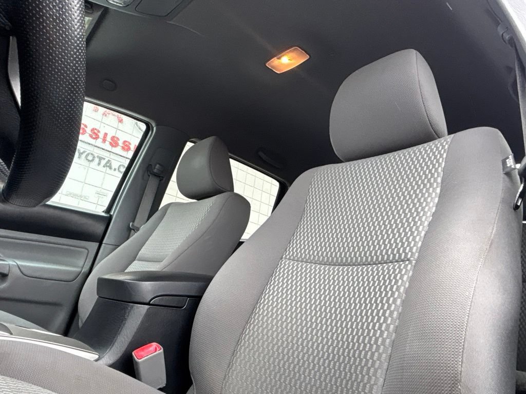 Used 2015 Toyota Tacoma PreRunner w/ SR5 Package RWD image 10