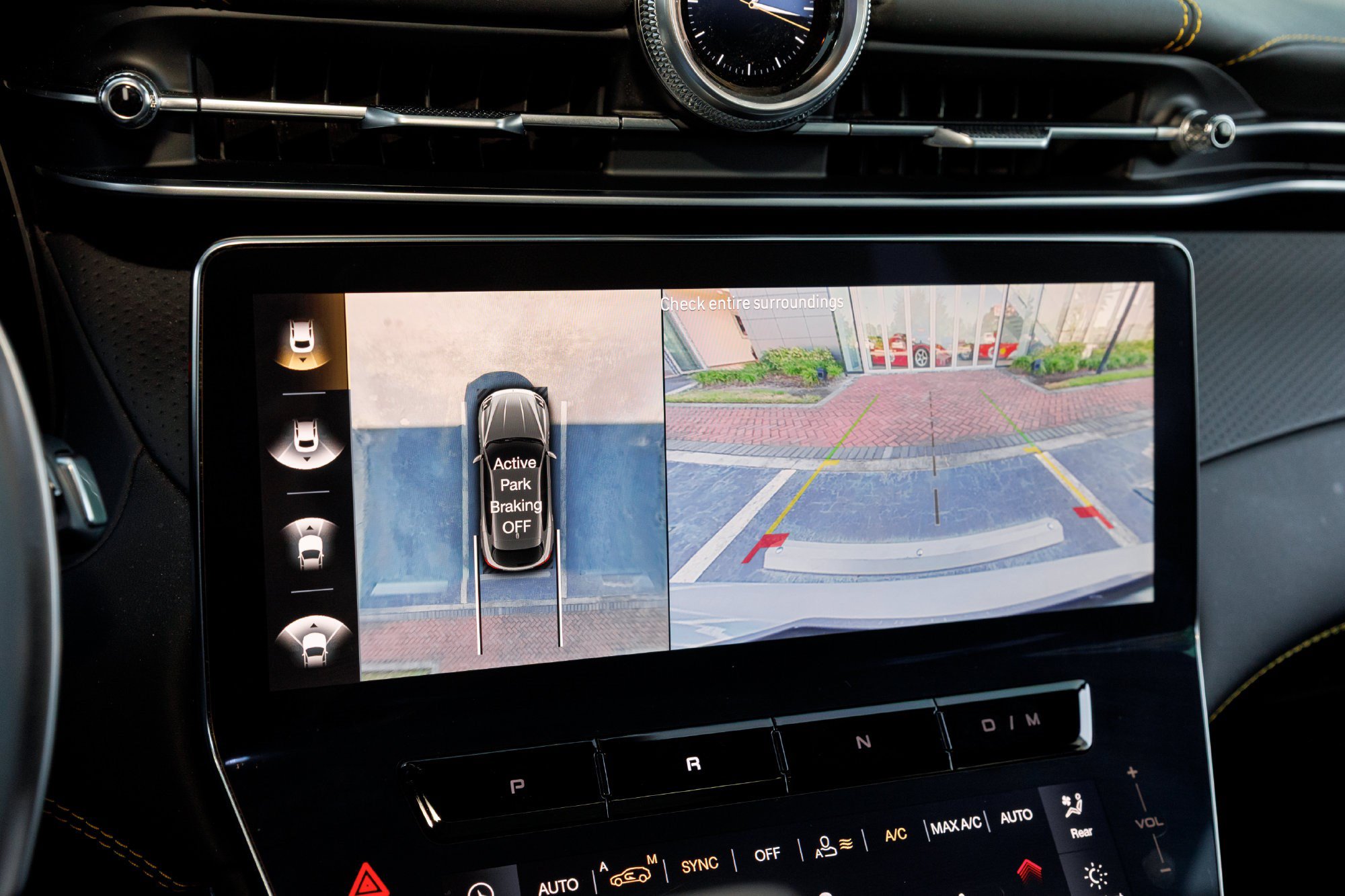 Used 2023 Maserati Grecale Modena AWD/4WD image 21
