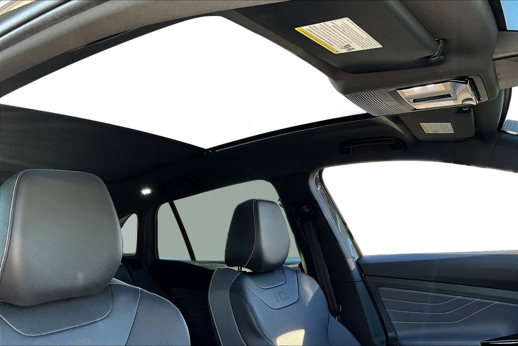 Used 2023 Volkswagen ID.4 Pro S image 27