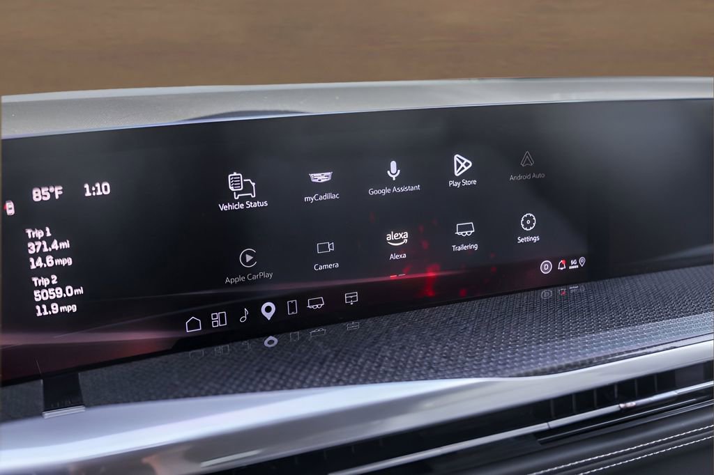 Certified 2025 Cadillac Escalade ESV V image 16