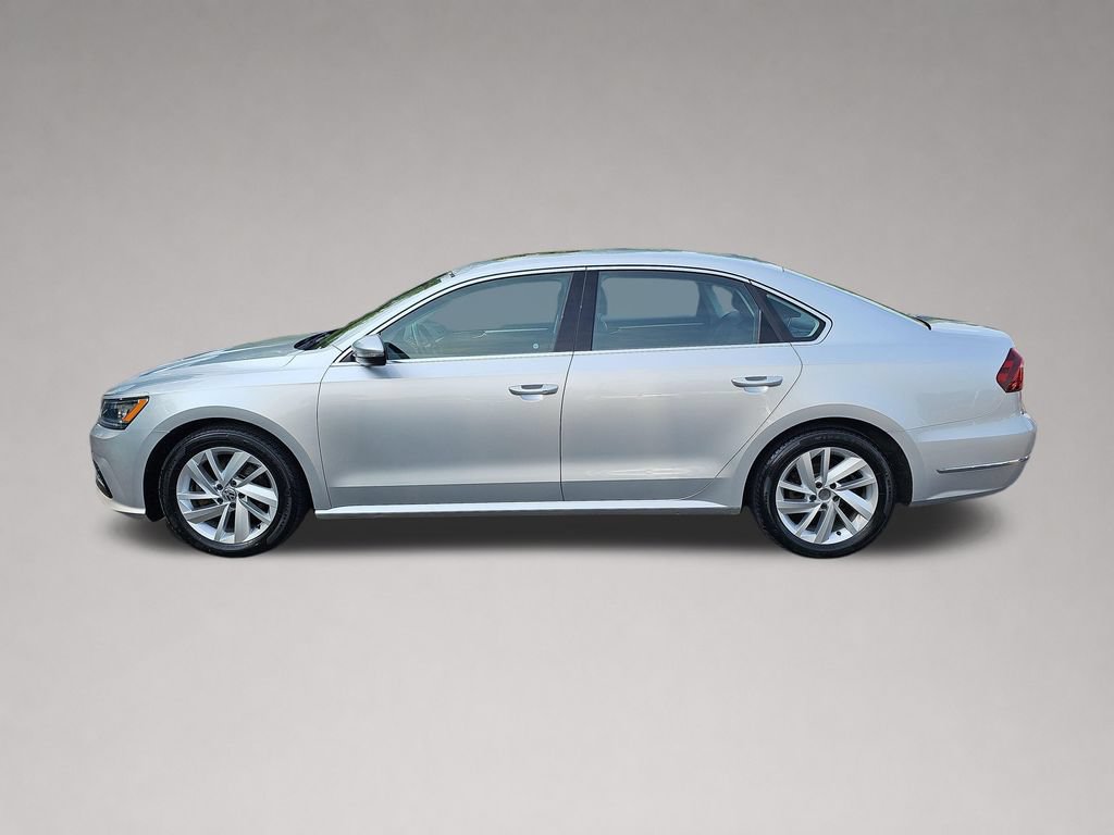Used 2018 Volkswagen Passat 2.0T SE FWD image 6